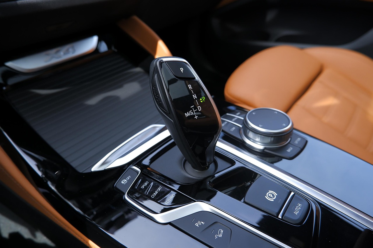 bmw, car, car interior, car wallpapers, luxury, luxury car, auto, suv, hatchback, shifter, gear shifter, manual, manual transmission, manual car, new car, vehicle, new